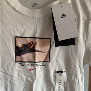 Nike White Graphic Tee